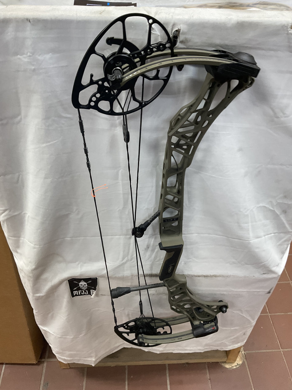 MATHEWS LIFT RS (HEAVY LIMB) - LH/Ambush Green/55-80# - MLRSLHAG5580 - 21 -USED BOW!!!