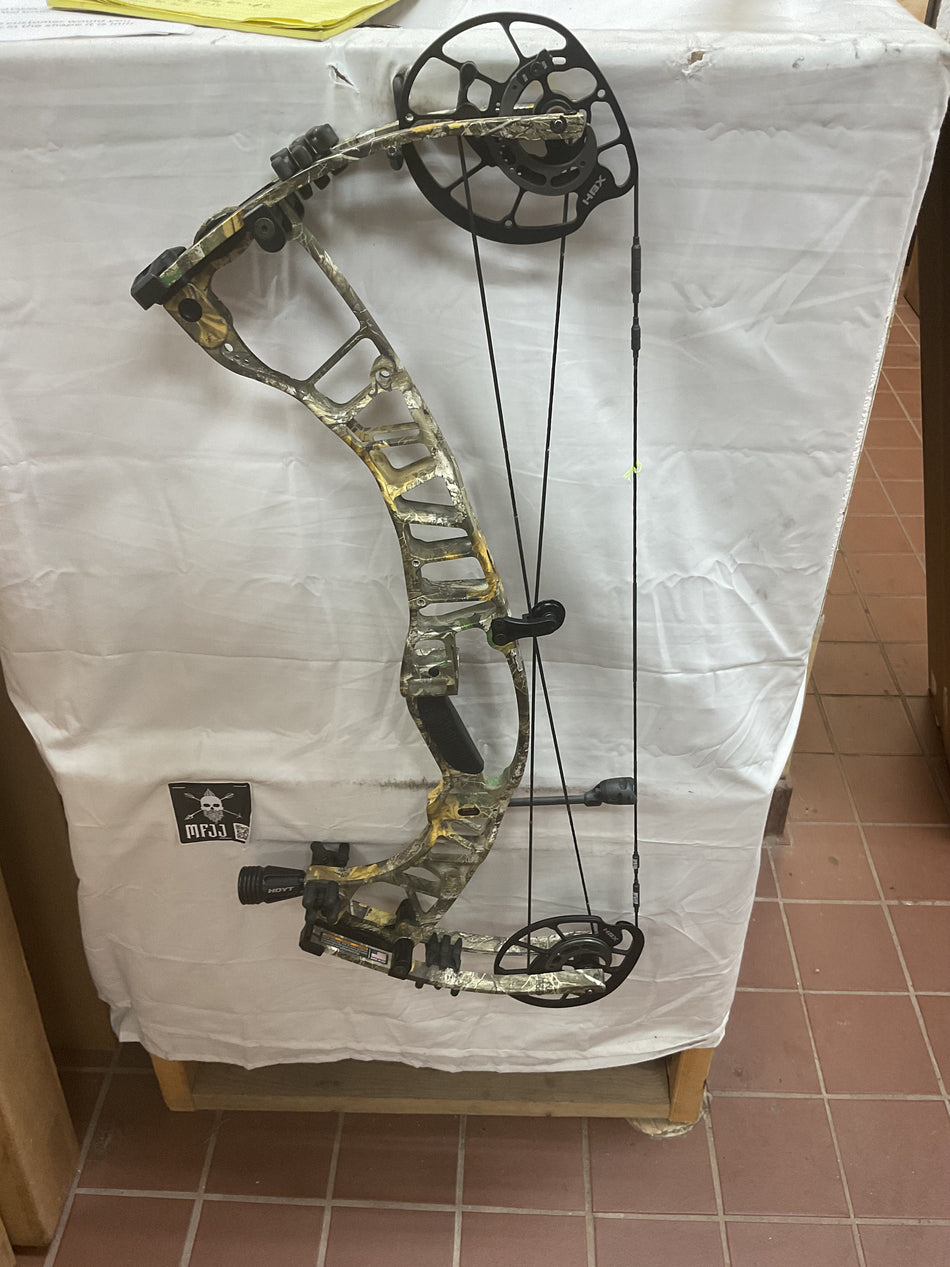 HOYT VENTUM 30 - LH/Realtree/70- HVP30LHRT80 - 13 - USED BOW!!!!