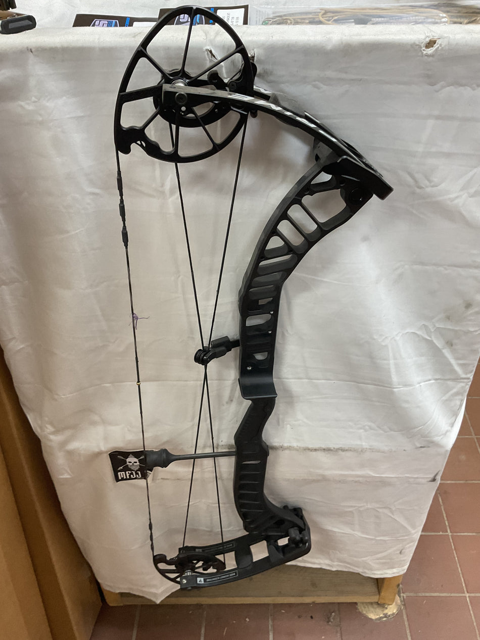 PRIME RONAN LH/Black/70 - PRLHB70-14-LIKE NEW BOW!!!