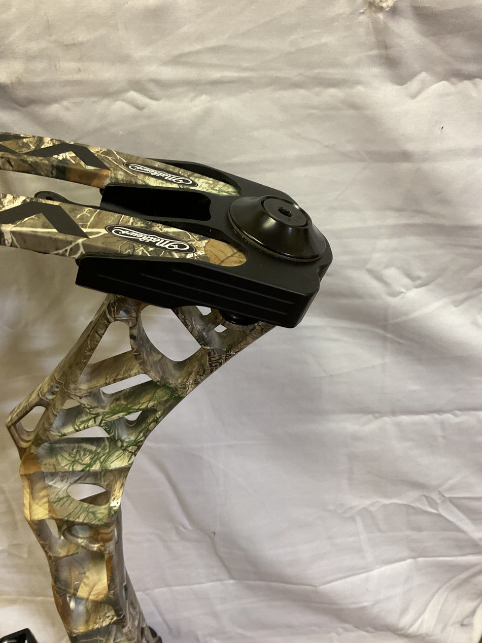 MATHEWS VXR 31.5 - RH/REALTREE/75# - #MVXR315RHR75 - 8 - USED BOW!!!