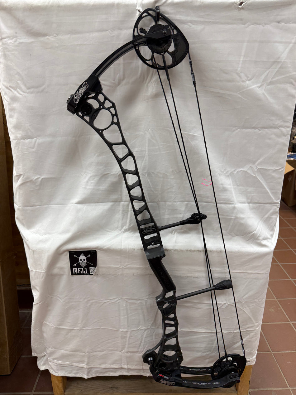 MATHEWS TRX 36 - RH/Stone/60 - MTRX36RHB60 - 5 - USED BOW!!!!!