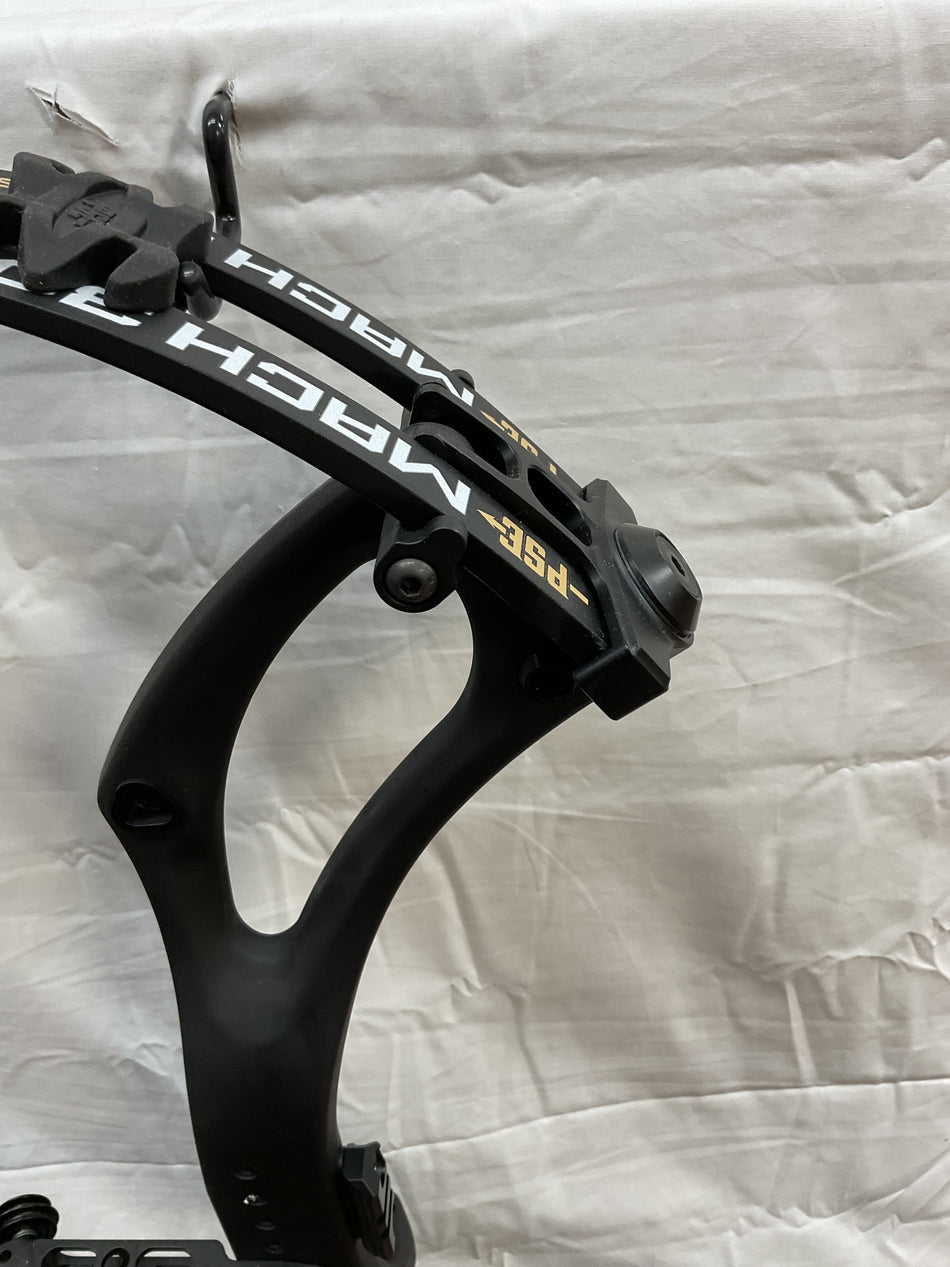 PSE MACH 30 DS - RH/BLACK/70 - RHPM30DS70 - 3 - USED BOW!!!