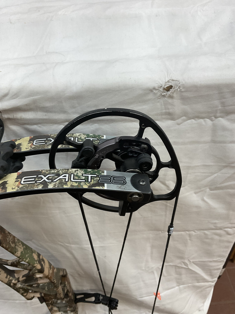 ELITE EXALT 35 - RH/FIRST LITE SPECTOR/65 - EE35RHFLS65- 8 - USED BOW!!!!!