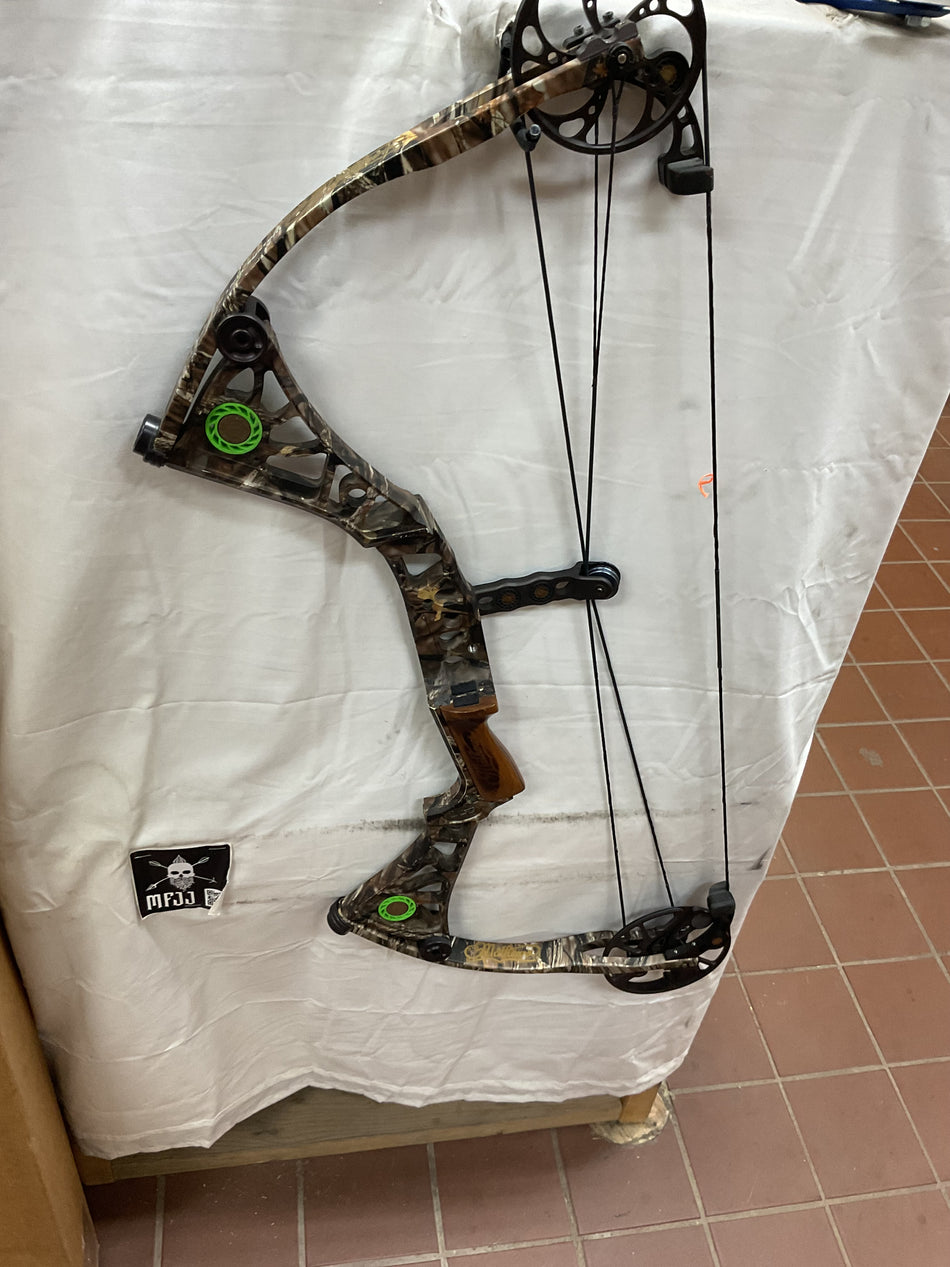 MATHEWS DXT - RH/LOST/60# - #MDXTRHLC2760 - 5 - USED BOW!!!!