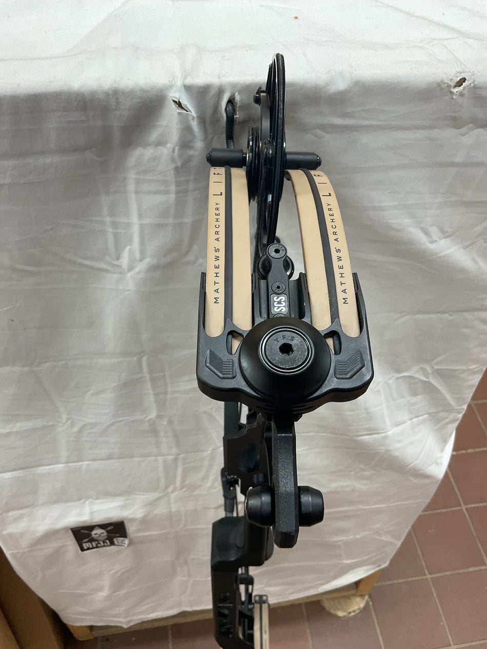 MATHEWS LIFT 29.5 - LH/BLACK-EARTH/55-80# - #ML29.5LHBE5580 - 38 - USED BOW!!!