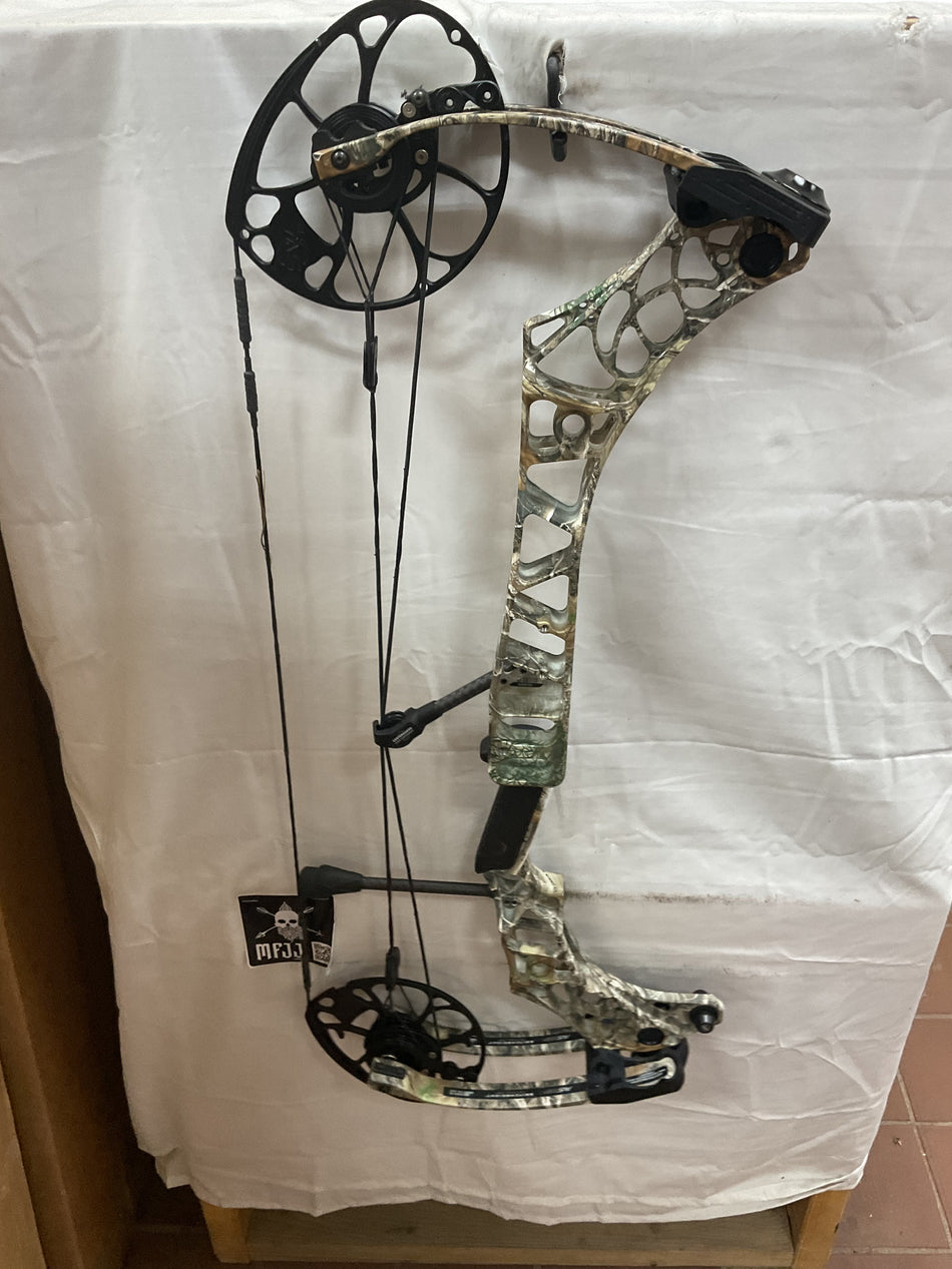 MATHEWS V3 27 - RH/Realtree/75 - MV327RHRT75 - 17 - USED BOW!!!!