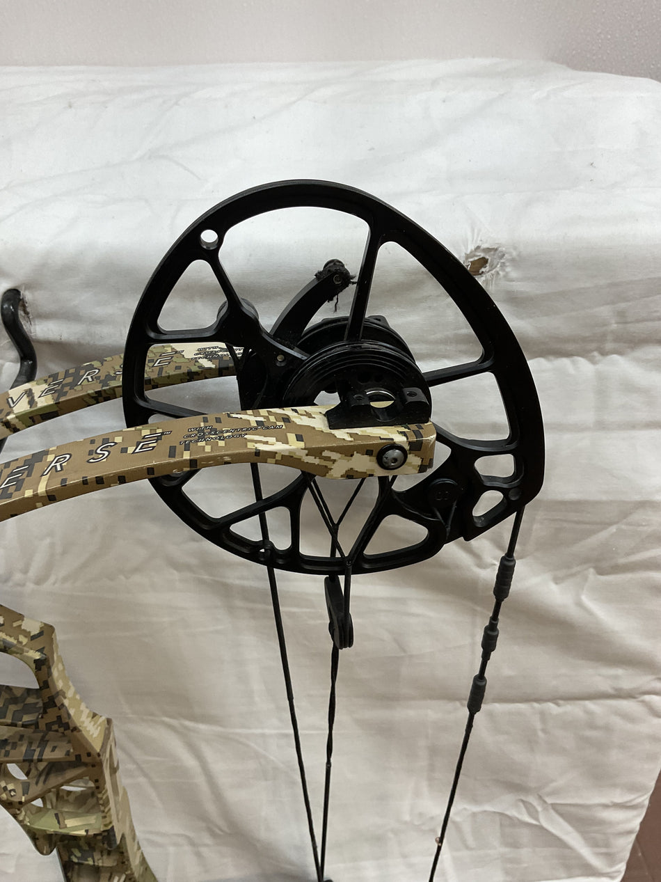 MATHEWS TRAVERSE - RH/SUBALPINE/60-70# - MTRARHSA70 -3- USED BOW!!!