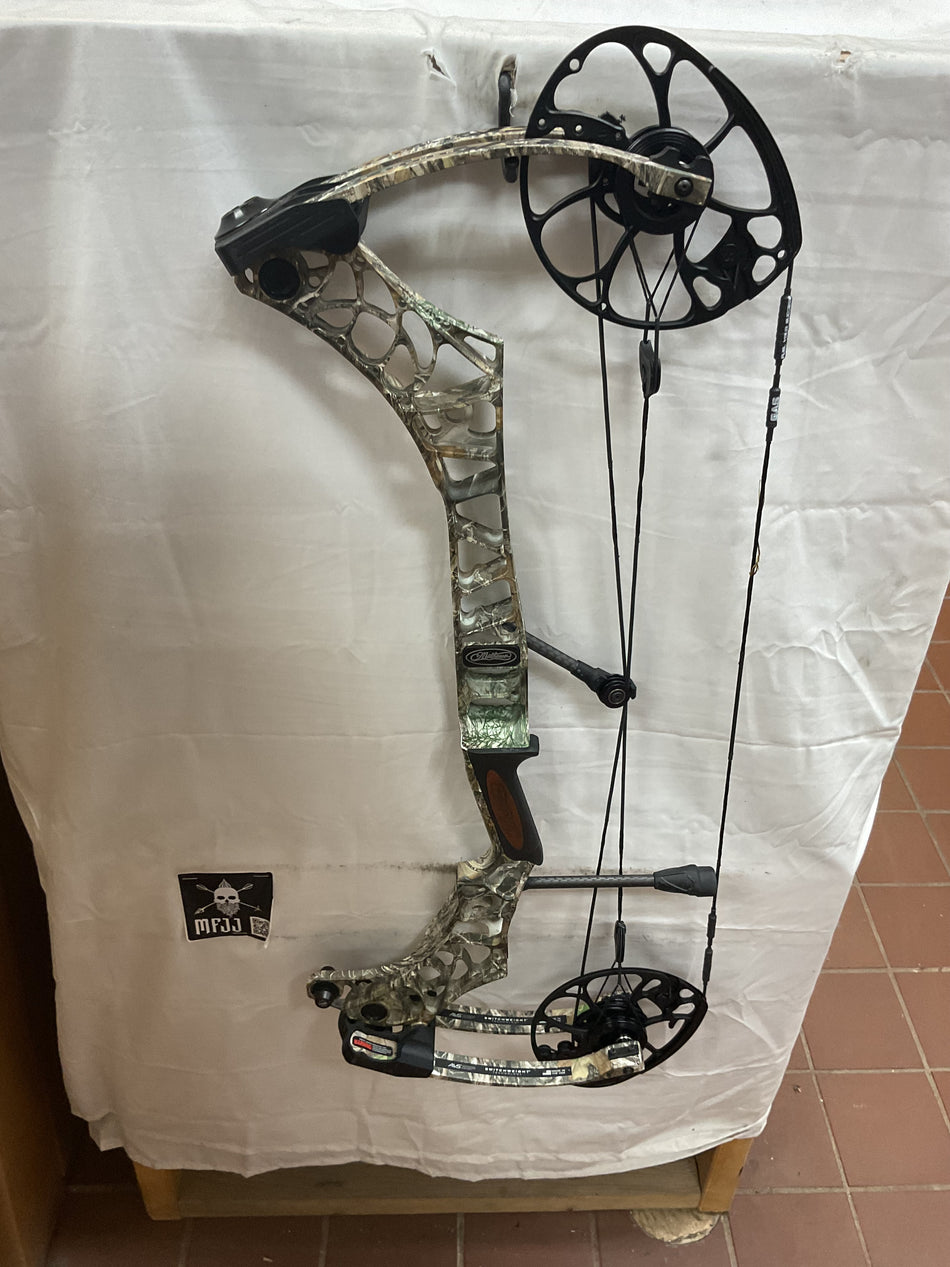 MATHEWS V3 27 - RH/Realtree/75 - MV327RHRT75 - 17 - USED BOW!!!!