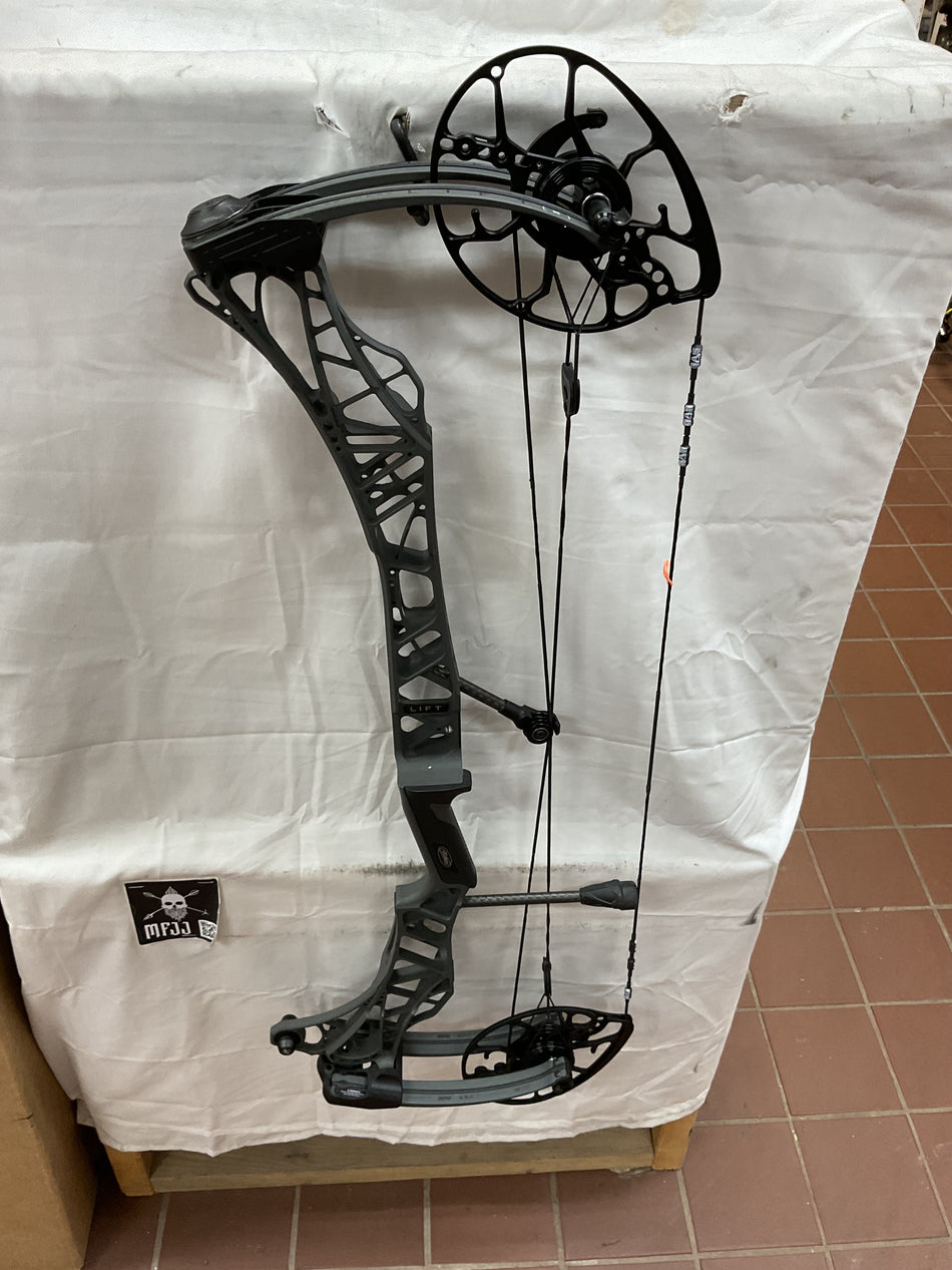 MATHEWS LIFT X 29.5 - RH/Shale/55-80# - #MLX29.5RHS5580-48-USED BOW!!!