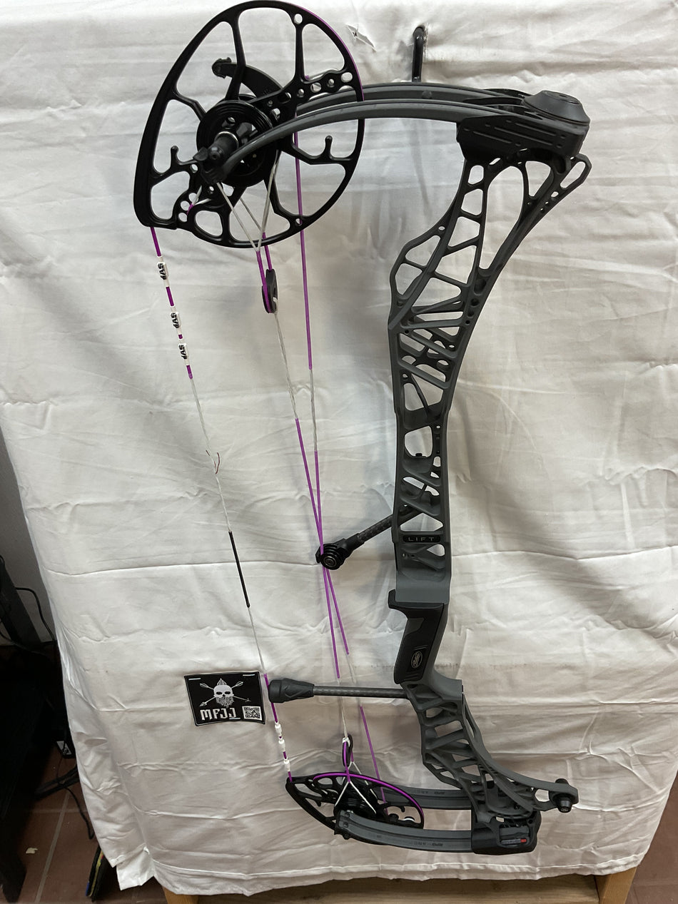 MATHEWS LIFT X 29.5  - LH/SHALE/55-80# - #MLX29.5LHSH5580-30 - USED BOW!!!!