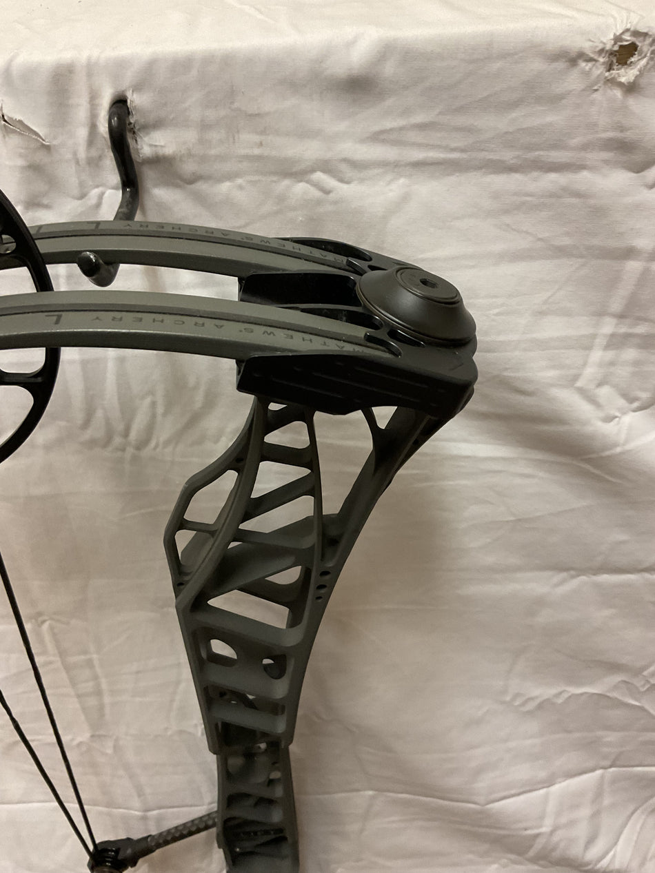 MATHEWS LIFT X 29.5  - LH/BLACK/55-80# - #MLX29.5LHBLK5580-21 - USED BOW!!!!
