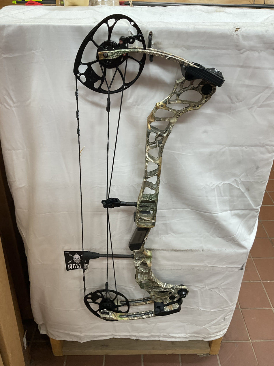 MATHEWS VERTIX - RH/Realtree/60-75# - #MVRHBL75 - 10 - USED BOW!!!