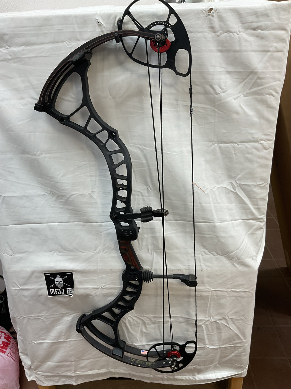 BOWTECH INSANITY CPX - LH/BLACK/70 - BTICPXLHB70 - 3 - USED BOW!!!