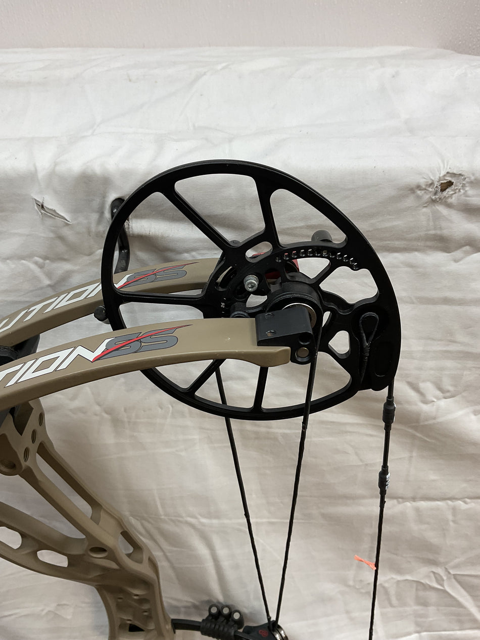 BOWTECH SOLUTION SS - RH/FDE/70 - #BSSSRHFDE70- 3 - USED BOW!!!