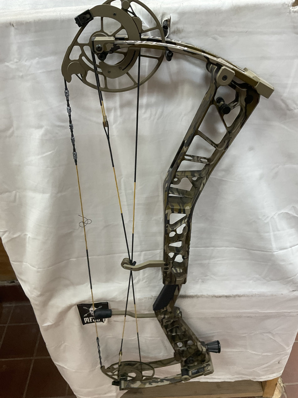 XPEDITION NEXLITE 33 RH/Bottomland/70# - XXL35RHBTM70# - 2 USED BOW!!!!