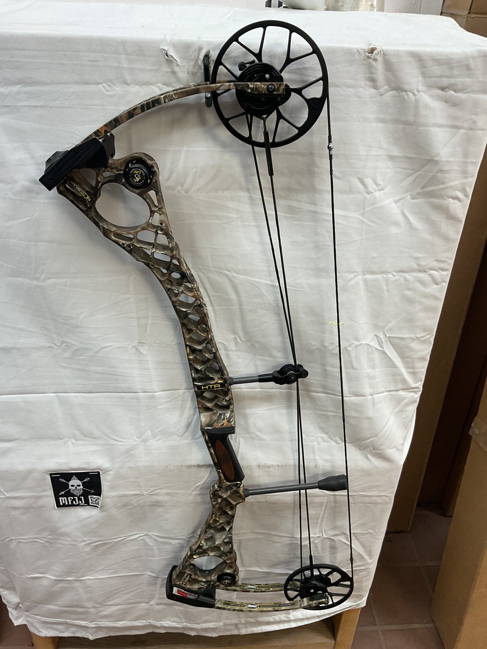 MATHEWS NO CAM HTR - RH/Realtree/70# - #MNCRTRH70 - 15 - USED BOW!!!!