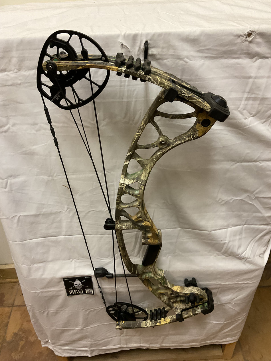 HOYT TORREX XT- RH/REALTREE EDGE/70 - #HTXTRHRTE70 - 1 - USED BOW!!!