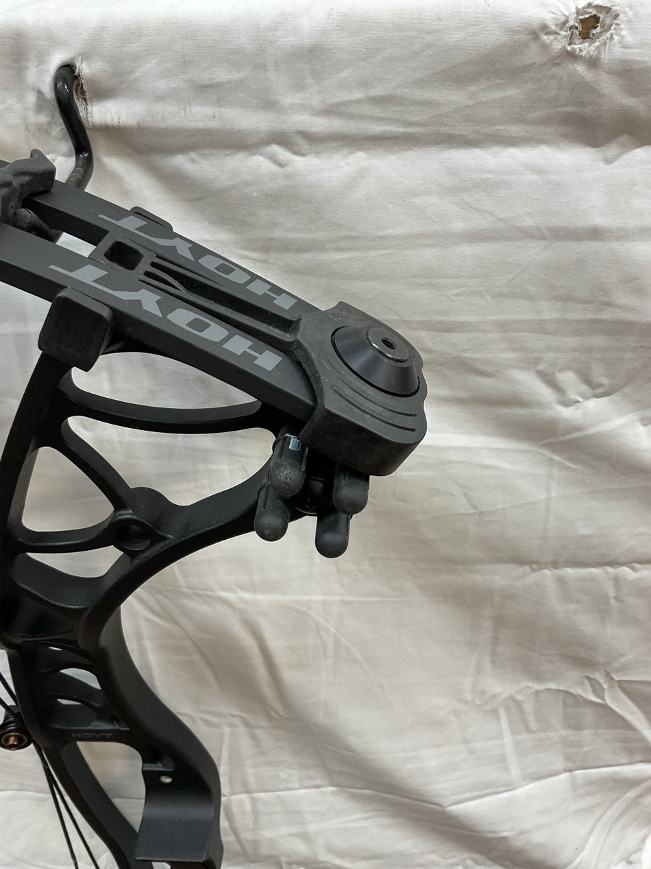 HOYT TORREX - LH/BLACK/50 - #HTLHBLK50 - 10 - USED BOW!!!