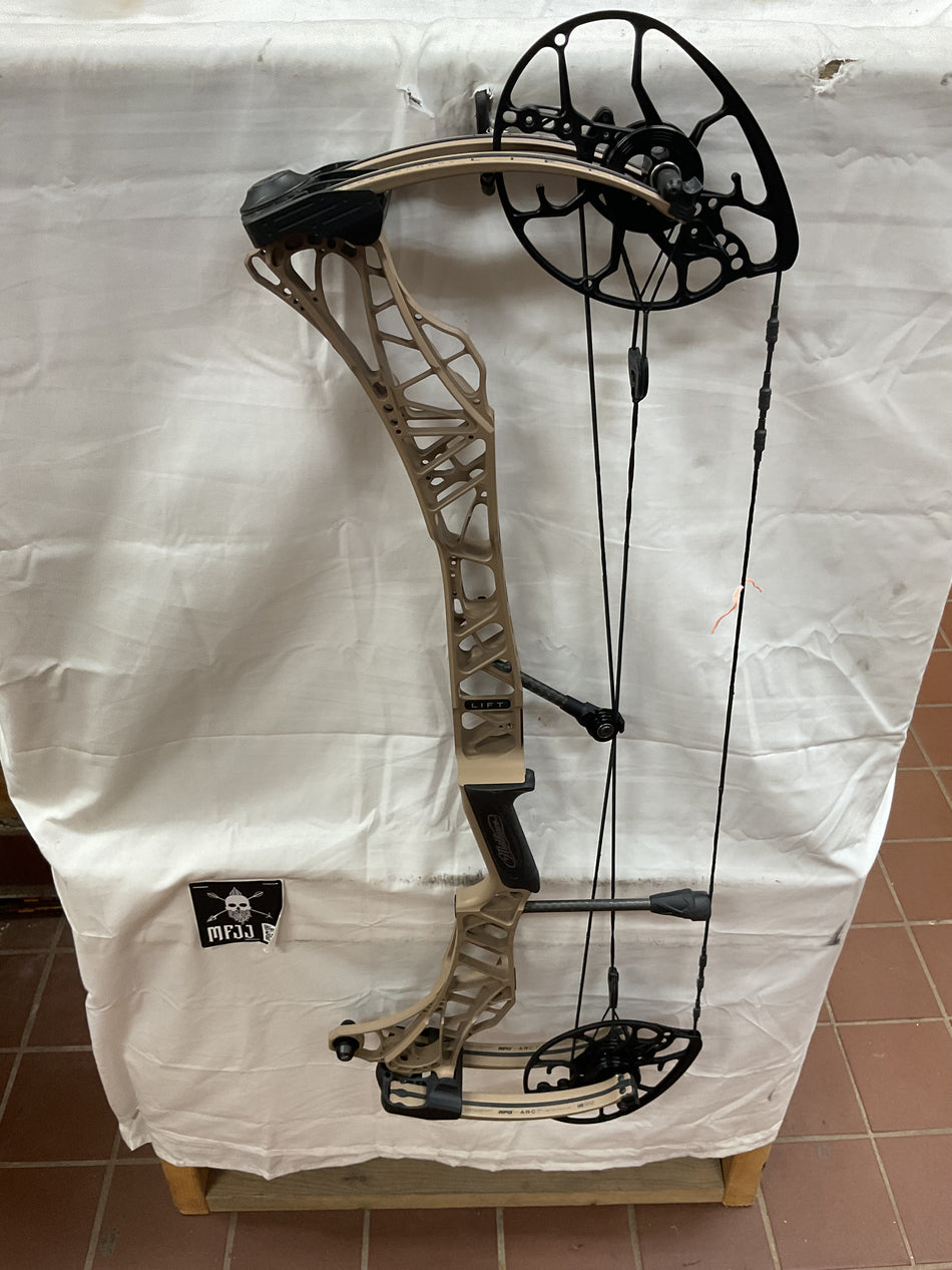 MATHEWS LIFT X 29.5 - RH/Earth/55-80# - #MLX29.5RHE5580-50-USED BOW!!!