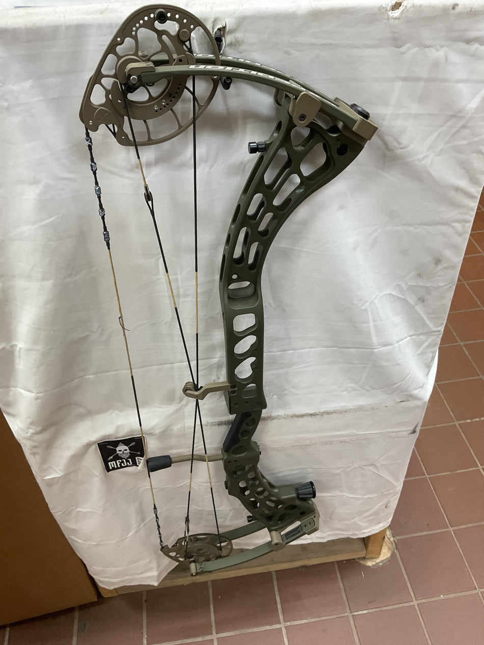 XPEDITION XLITE35 RH/OD Green/70# - XXL35RHG70# - 1 USED BOW!!!!