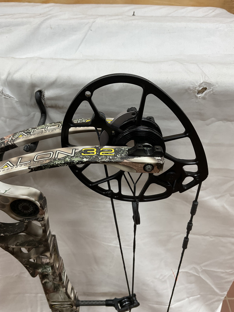 MATHEWS HALON 32 7 - RH/LOST XD/60 - MH327RHLXD60 - 10 - USED BOW!!!!