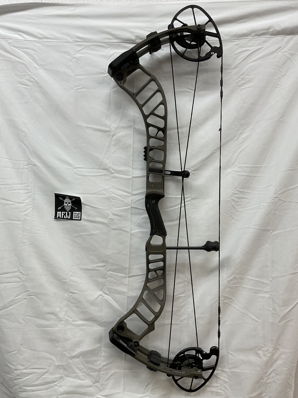 PRIME RVX+ 34 - RH/MOREL/70 - #PR34MRL70-1 - USED BOW!!!