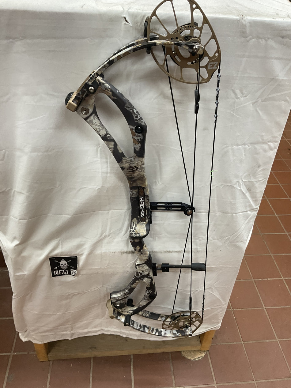 PSE MACH 33 DS - RH/Kryptek Camo/70 - #PM33DSRHK70 - 5 - USED BOW!!!