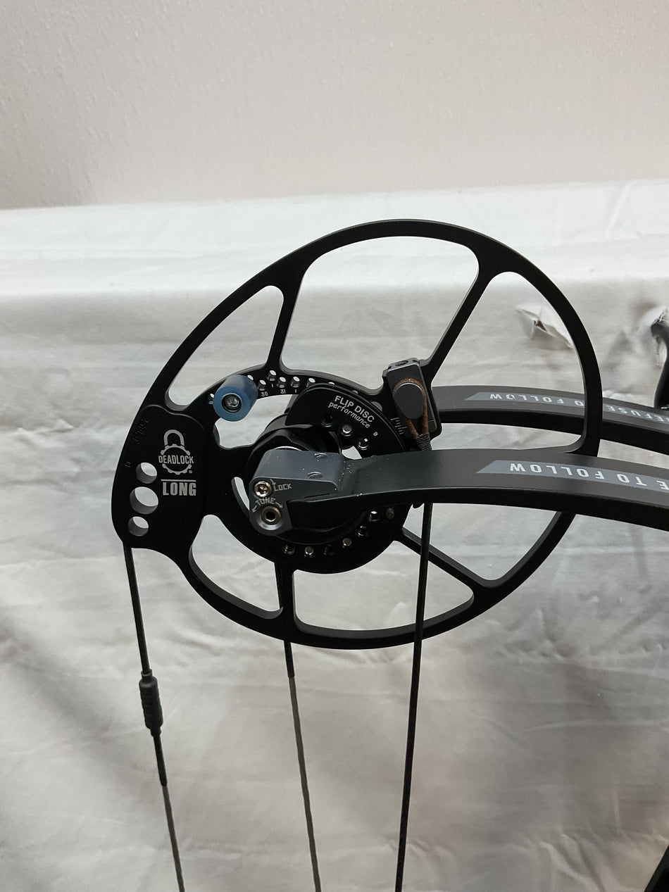 BOWTECH PROVEN 34  LD - RH/BLACK/70 - #BP34LDB70-1 - USED BOW!!!