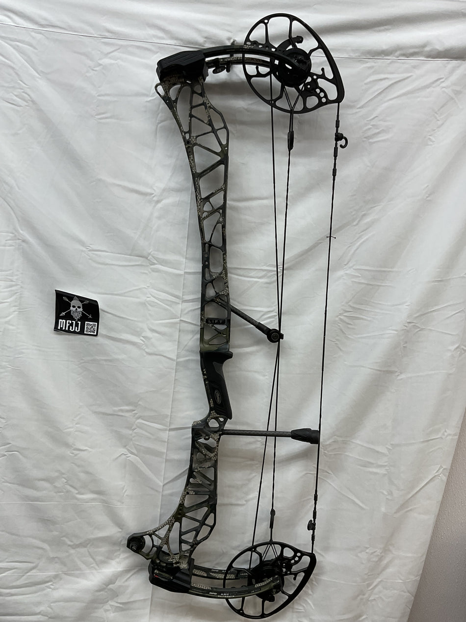 MATHEWS LIFT 33 X - RH/KUIU/55-80# - #MLX33RHKUIU5580-9 - USED BOW!