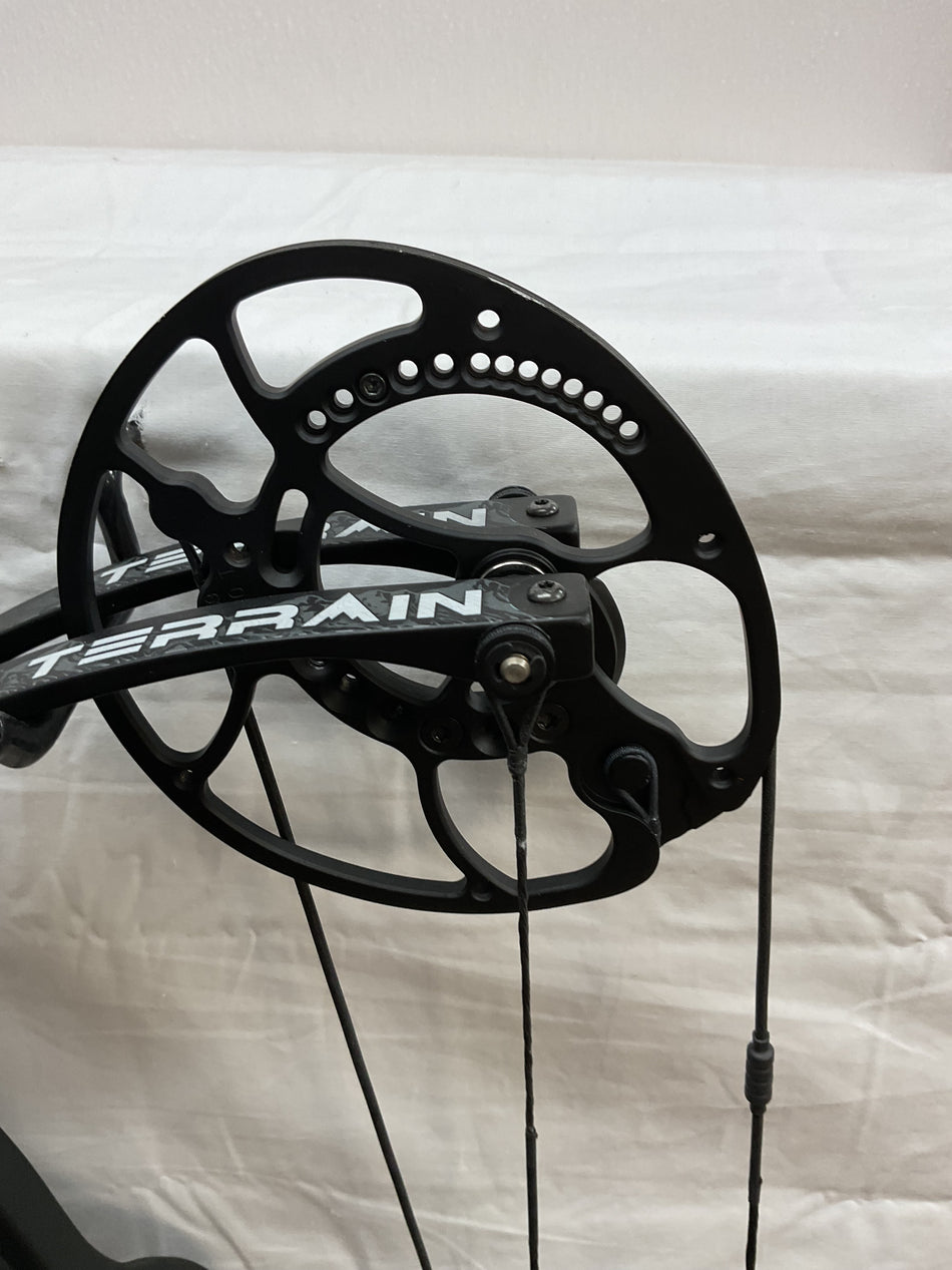 ELITE TERRAIN - RH/BLACK/70 - ETRHBLK70-3 - USED!!!