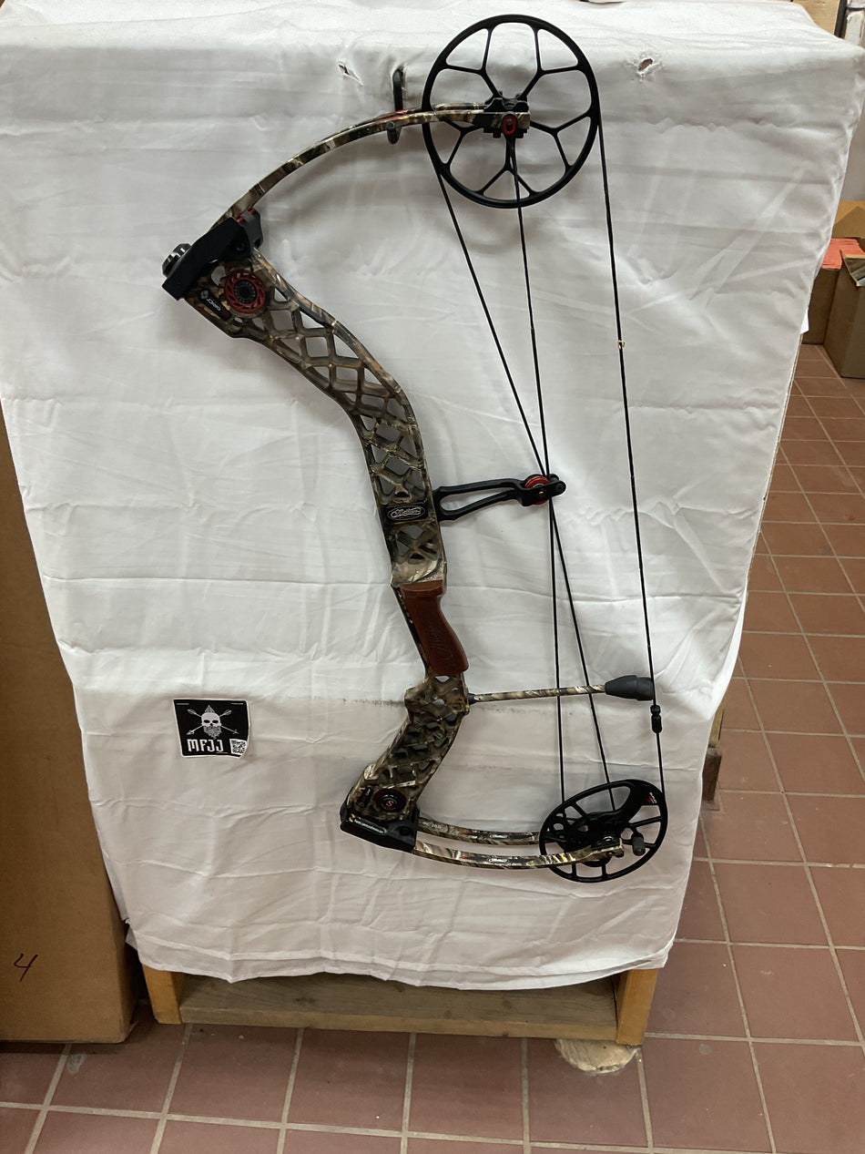 MATHEWS CREED XS - RH/LOST/60# - #MCXSRH28.560 - 4 - USED BOW!!!!