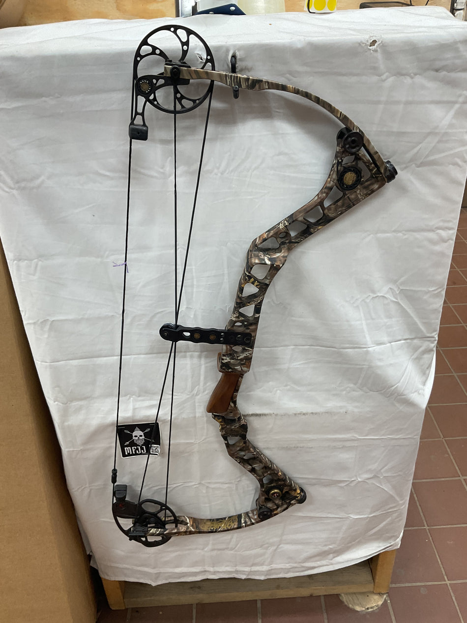MATHEWS REEZEN 6.5 - RH/LOST/60# - #MR6.5RHL26.560 - 2 - USED BOW!!!!