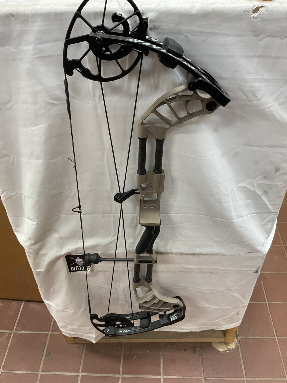 PRIME Divide 33 - LH/Tan-Black/70 - PRMDVDE33LHTB70- 1 - USED BOW!!!
