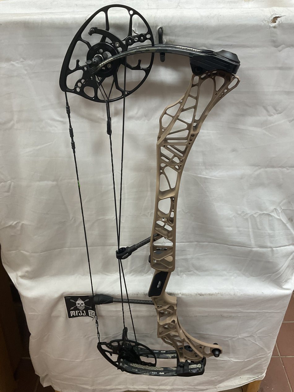 MATHEWS LIFT X 29.5 - RH/Earth-Kuiu/55-80# - #MLX29.5RHEK5580-44-USED BOW!!!