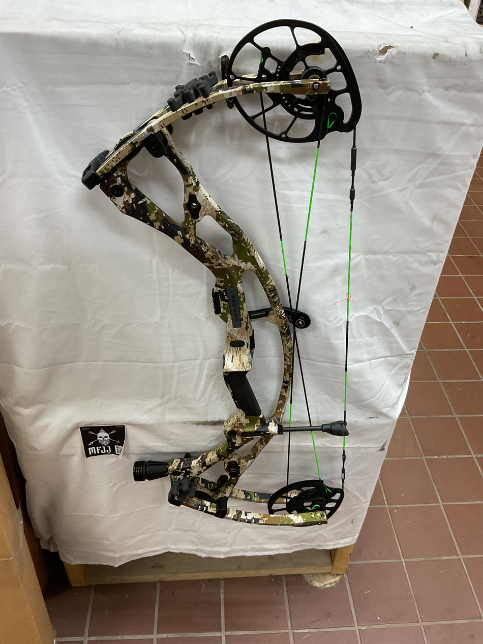 HOYT RX7 - RH/Sitka SubAlpine/80 - HRX7RHHSS70 - 18 - USED BOW!!!!!