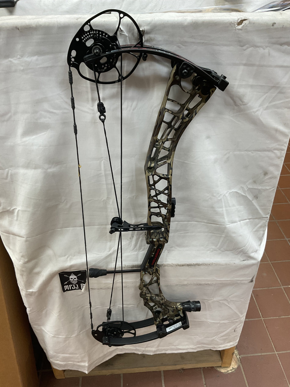 DARTON Tri-Tech 31 - RH/Bottomland/80 - #DTT33RHBTM80 - 7 -USED BOW!!!