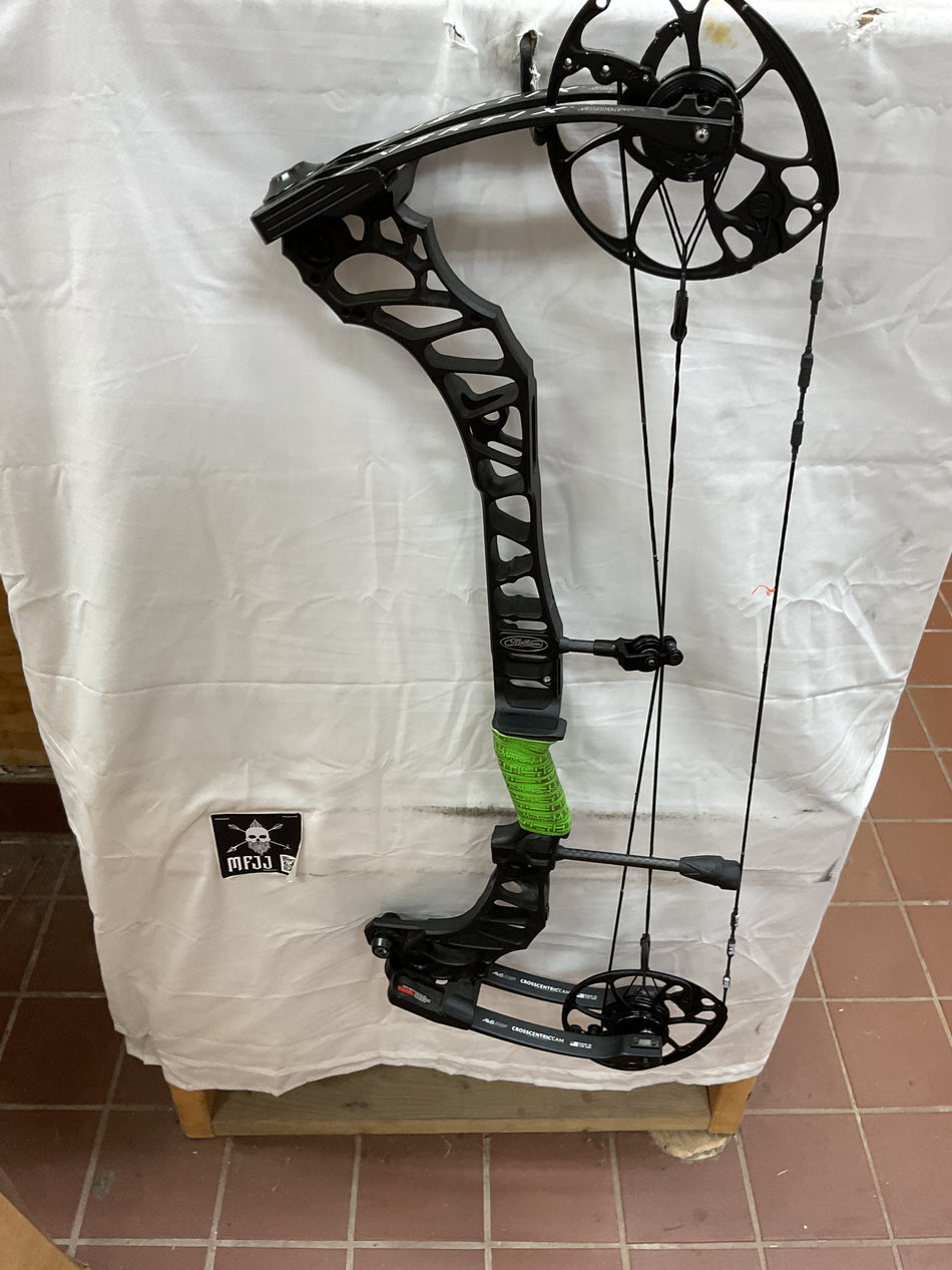 Mathews Vertix/Black/RH-MVRHB75-PodiumOutlet-47