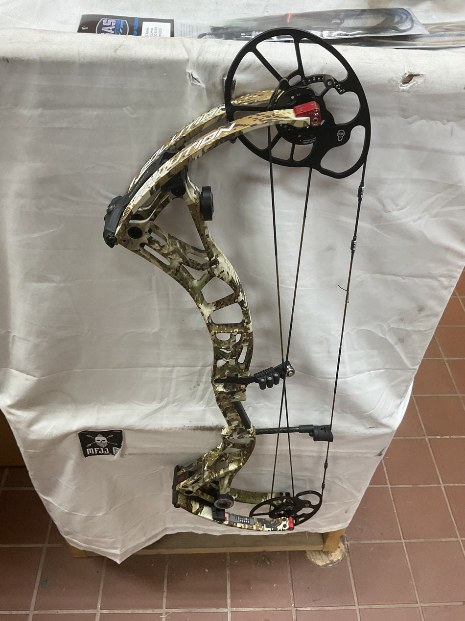 BOWTECH SOLUTION - LH/Sitka Subalpine/70 - #BSLHSSA70- 8 - USED BOW!!!