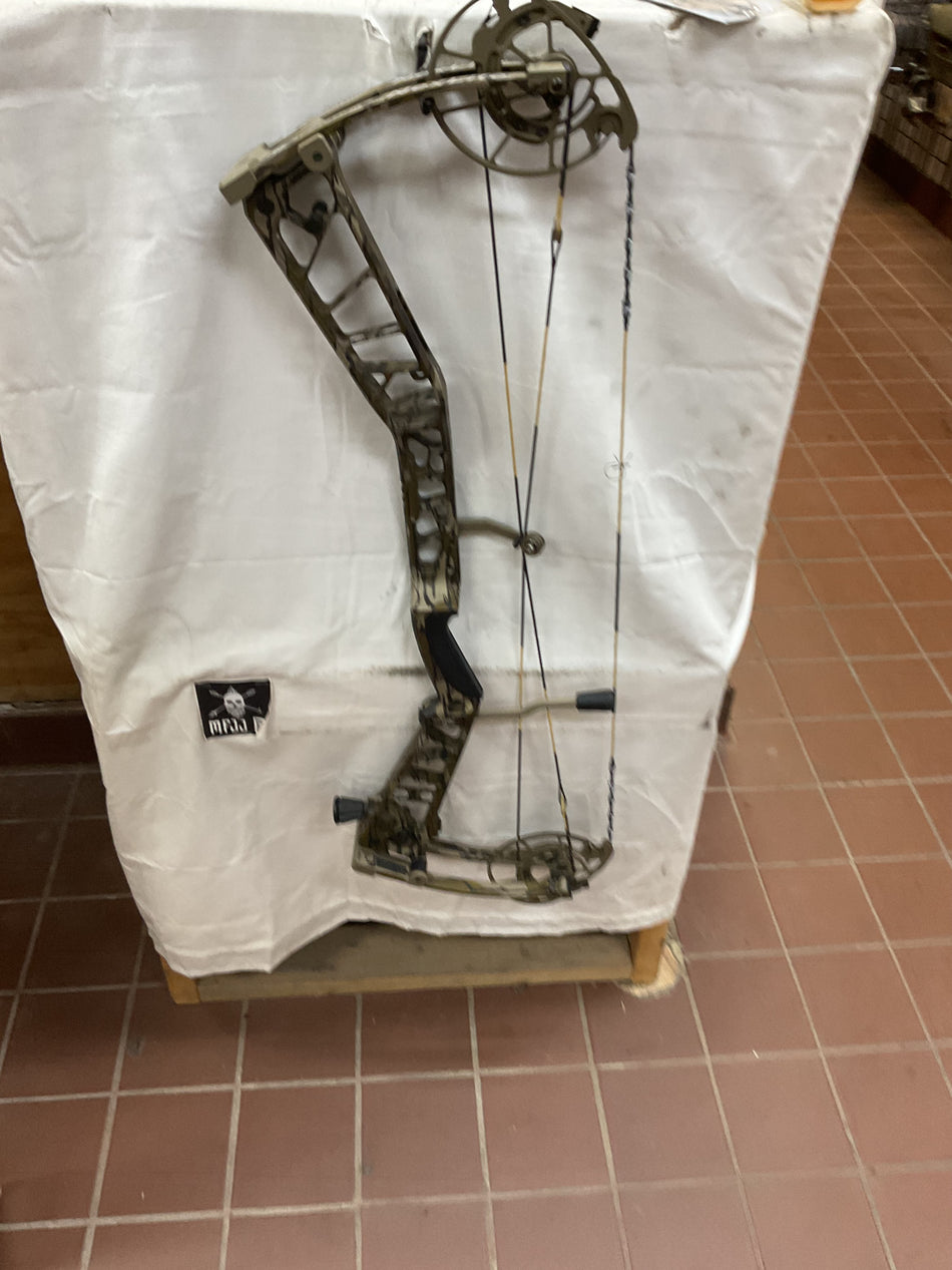 XPEDITION NEXLITE 33 RH/Bottomland/70# - XXL35RHBTM70# - 2 USED BOW!!!!