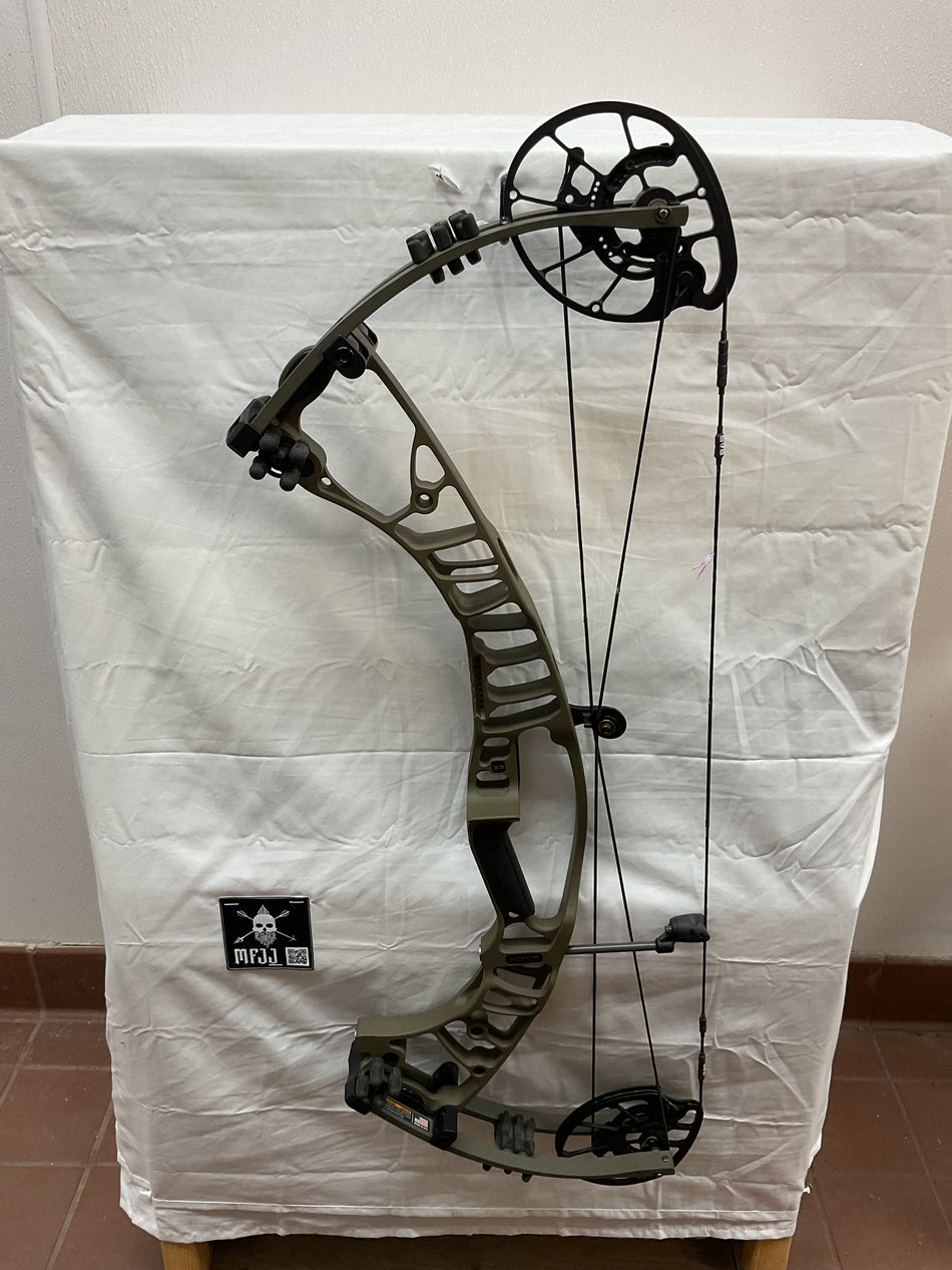 HOYT VENTUM PRO 30 - RH/WILDERNESS/70 - HVP30RHWILD70-2 - USED BOW