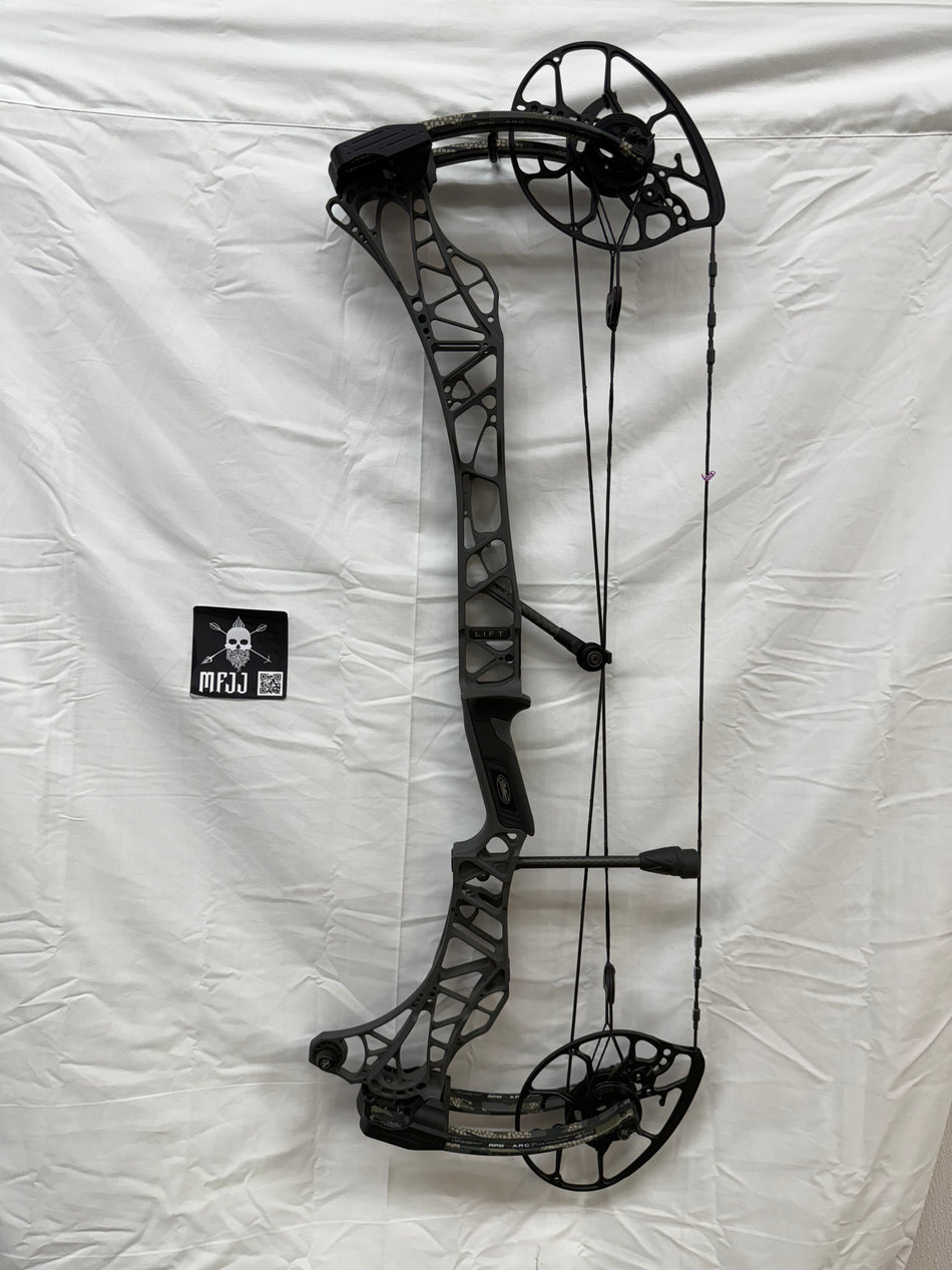 MATHEWS LIFT X 29.5 RH/SHALE-KUIU/55-80# - ML295RHSK80 - 1 - USED BOW!!!