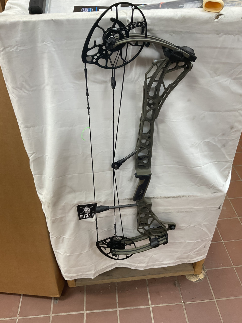 MATHEWS ARC 30 - LH/Ambush Green/55-80# - #MA30LHAG5580 -9- USED BOW!!!