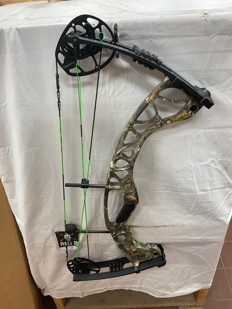 HOYT TORREX - RH/Realtree/60 - #HTRHRT60 - 19 - USED BOW!!!