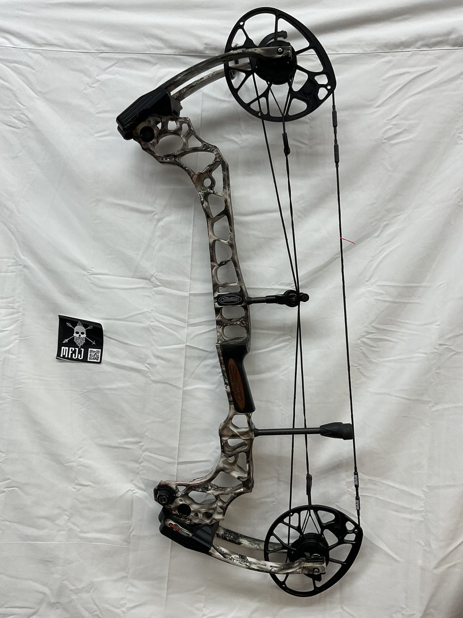 MATHEWS TRIAX LOST XD - RH/LOSTXD/70# - MTRHLSTHD70-2 - USED BOW!!!