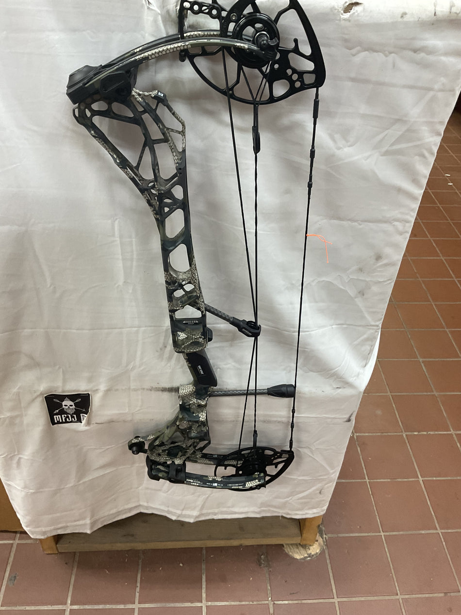 MATHEWS ARC 30 - LH/Kuiu Verde/55-80# - #MA30LHKV5580 -10- USED BOW!!!