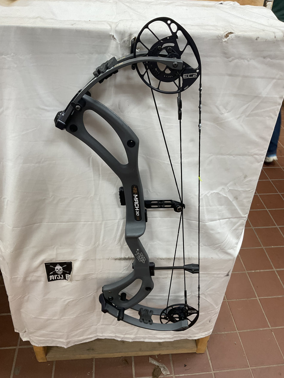 PSE MACH 30 DS - RH/Grey/60 - PM30DSRHG60 - 11 - USED BOW!!!