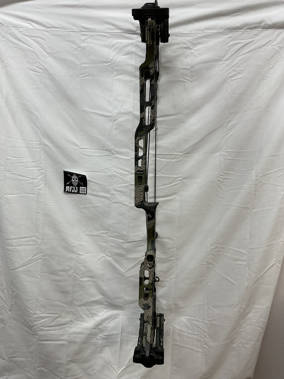 MATHEWS LIFT 33 X - RH/KUIU/55-80# - #MLX33RHKUIU5580-9 - USED BOW!