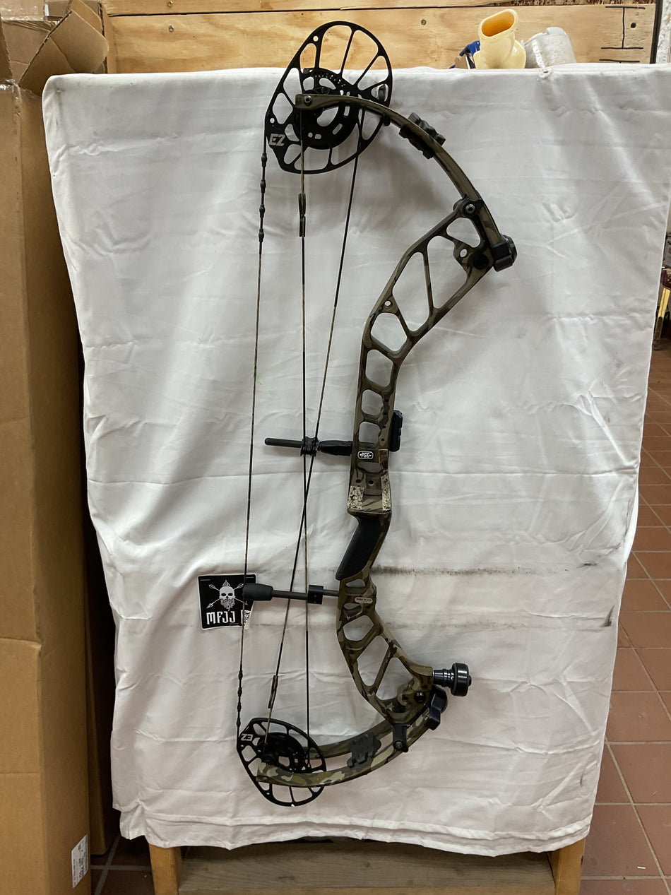 PSE Omen E2/Bottomland/LH-PSEOBTMLH80-PodiumOutlet-23