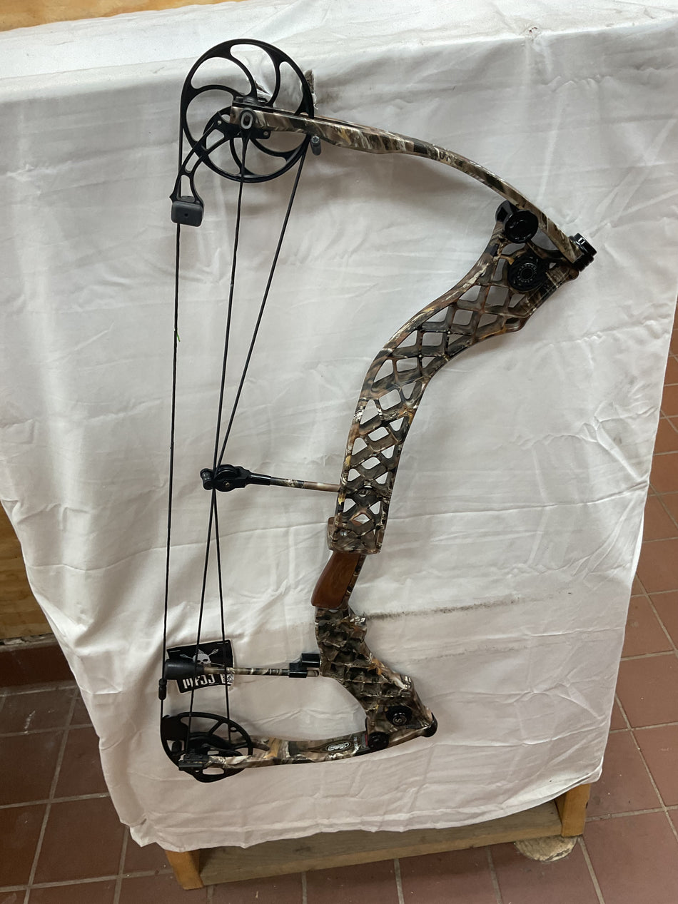 MATHEWS HELI-M - RH/LOST/60-70# - MHERHL29570 - 9 -  USED BOW!!!