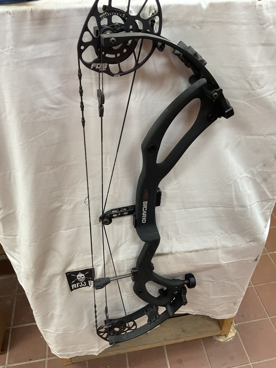 PSE Sicario FDS - LH/Black/70 - #PSFDSLHB70 - 4 - USED BOW!!!